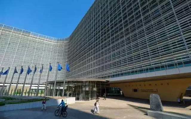 米EU間の外交的緊張