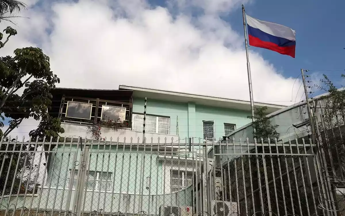 ロシア外務省はベネズエラから大使館職員を避難させたことを否定している。