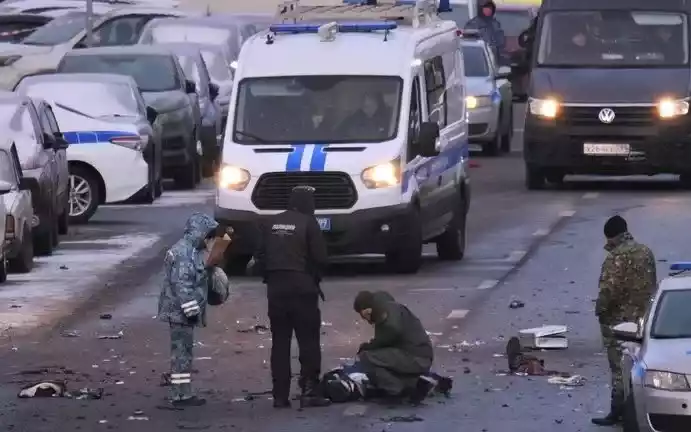 モスクワ（ロシア）で爆弾テロが発生し、警察官2人が死亡。