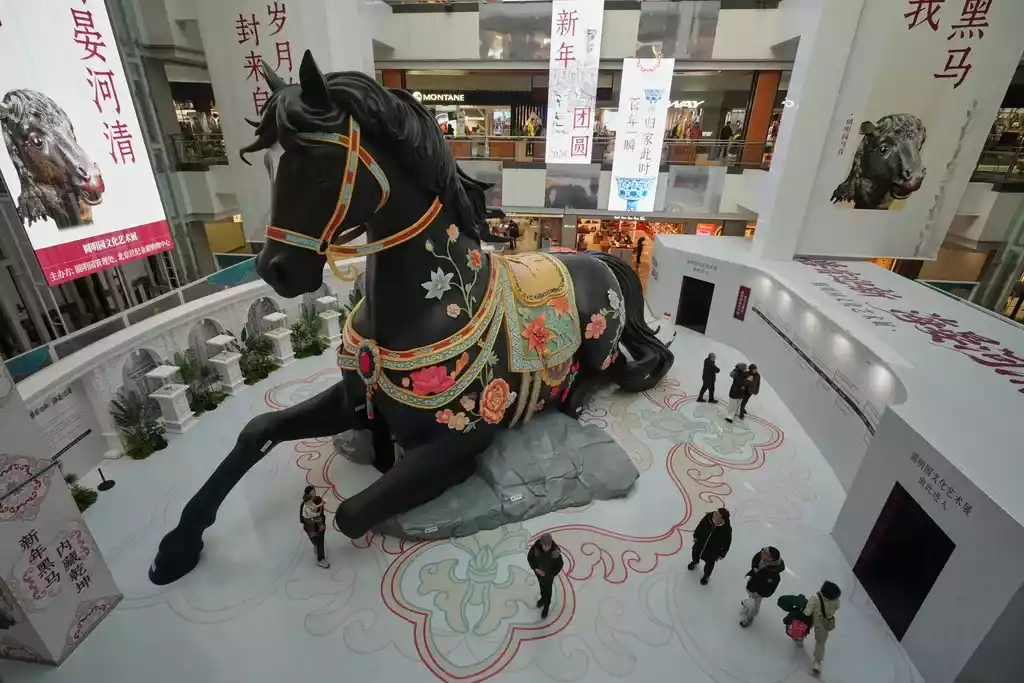 Tưng bừng ch&agrave;o đ&oacute;n năm mới 2026 - Ảnh 2.