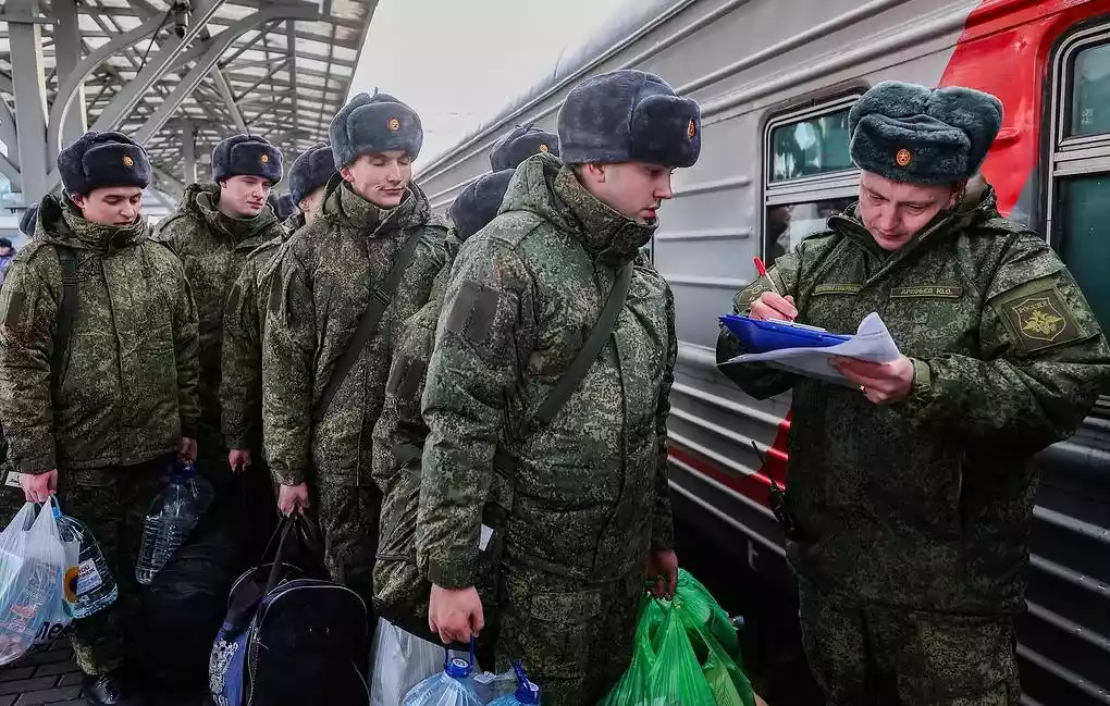 Nga gọi nhập ngũ 135.000 người trong đợt tuyển qu&acirc;n m&ugrave;a thu - Ảnh 1.