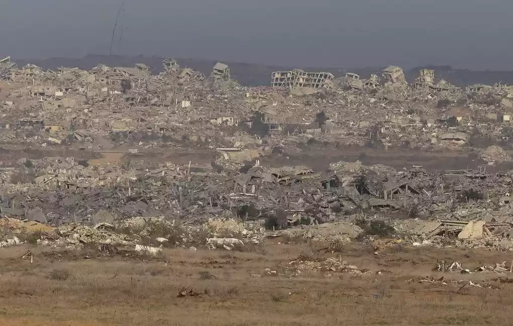 Israel bị c&aacute;o buộc vi phạm lệnh ngừng bắn tại Gaza gần 1.000 lần - Ảnh 1.