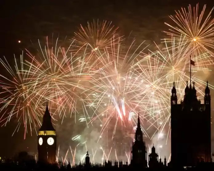 Khoảnh khắc đ&oacute;n năm mới 2026 của c&aacute;c quốc gia tr&ecirc;n thế giới - Ảnh 13.