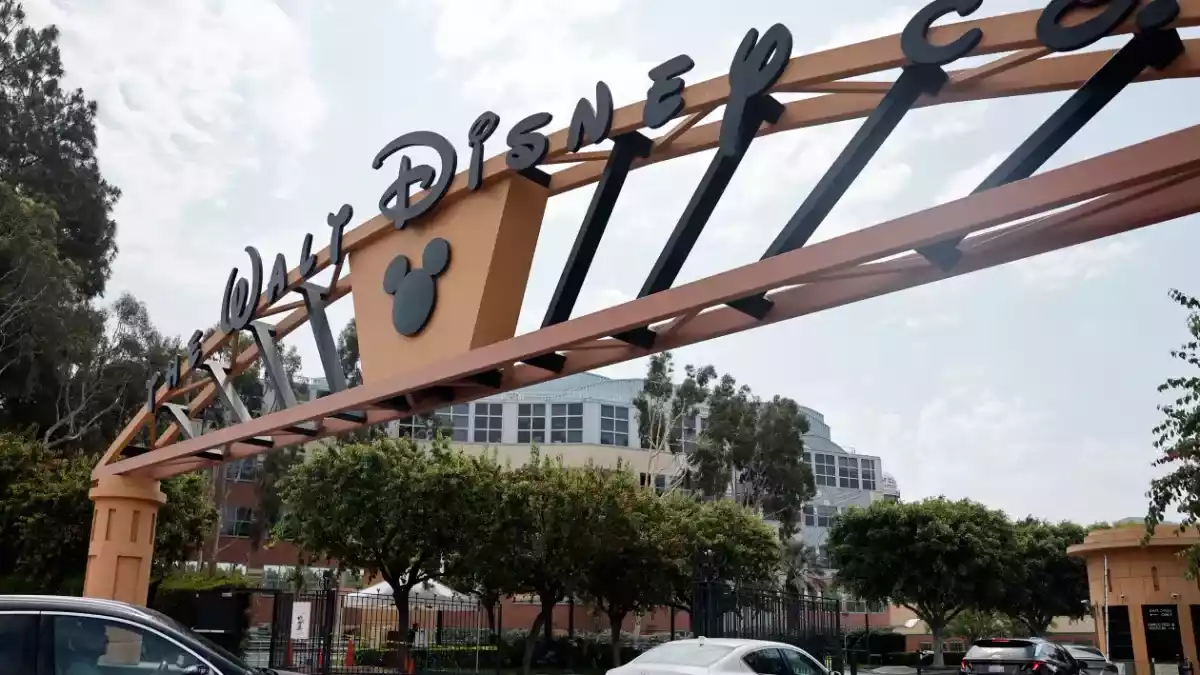 Disney chấp nhận nộp phạt 10 triệu USD để d&agrave;n xếp c&aacute;o buộc vi phạm quyền ri&ecirc;ng tư trẻ em- Ảnh 1.