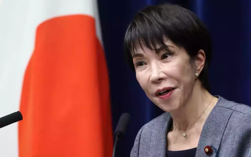 日本の女性議員が性差別と闘うためにトイレの増設を訴える。