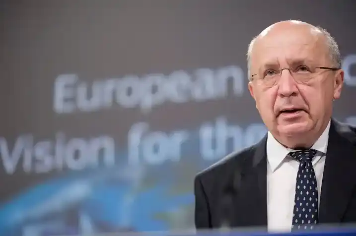 EU ph&ecirc; duyệt chương tr&igrave;nh quốc ph&ograve;ng trị gi&aacute; 1,7 tỷ USD- Ảnh 1.