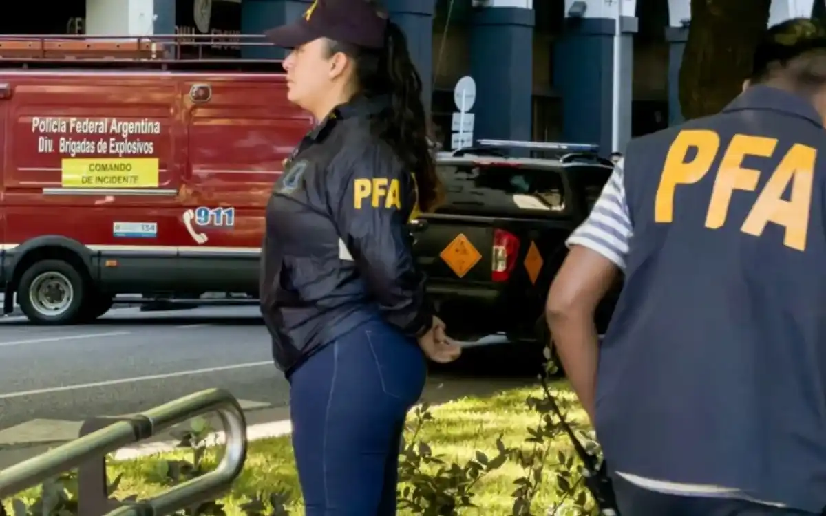 アルゼンチンの学校で発生した銃撃事件で、生徒1人が死亡した。